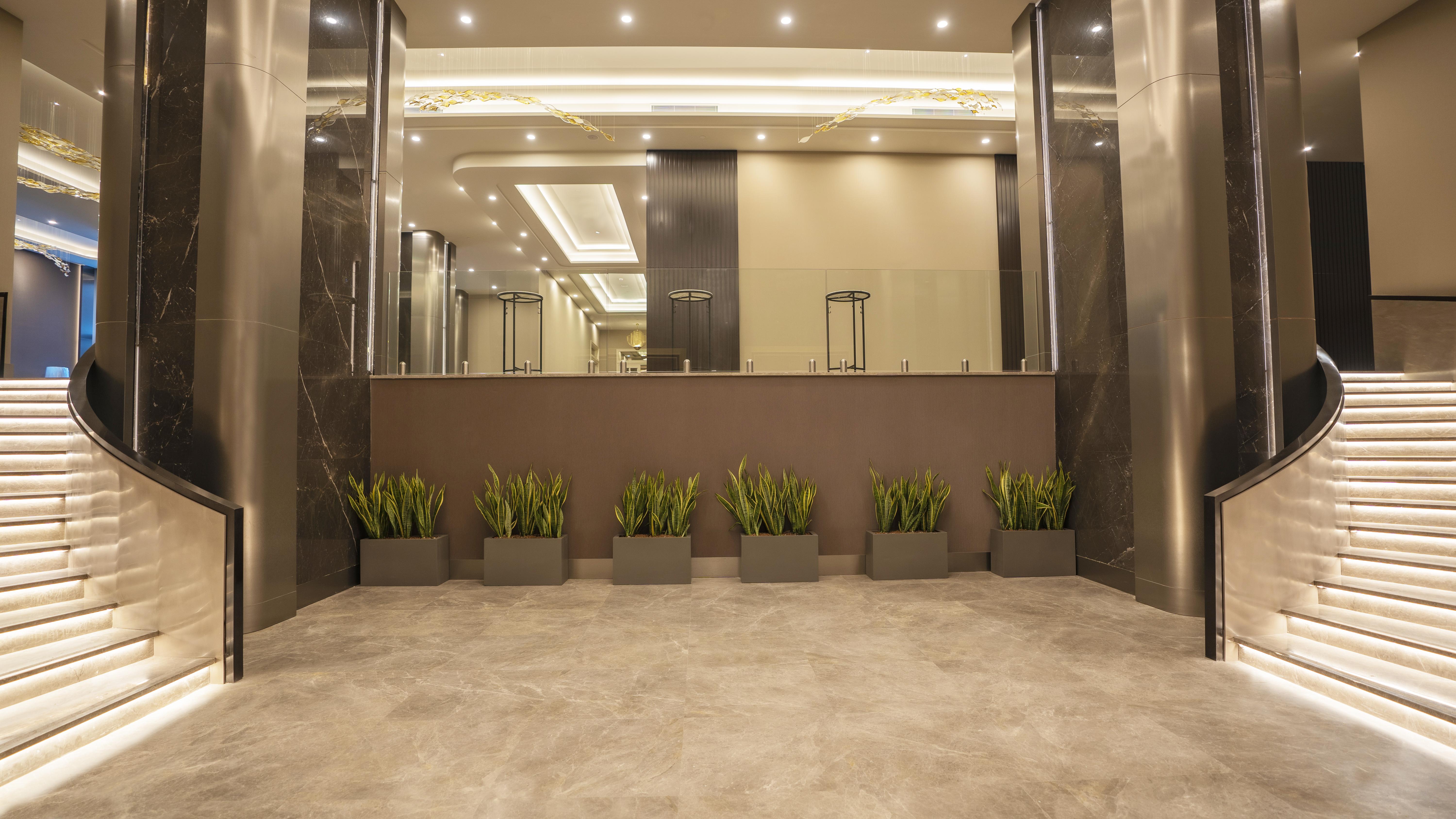 Sofitel Istanbul Taksim Hotel Bagian luar foto Lobby
