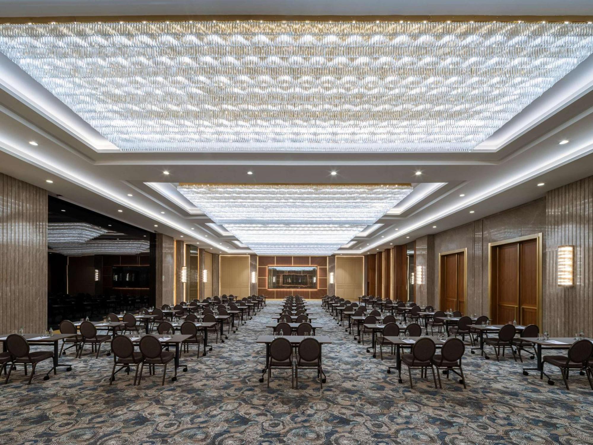Sofitel Istanbul Taksim Hotel Bagian luar foto The Grand Ballroom